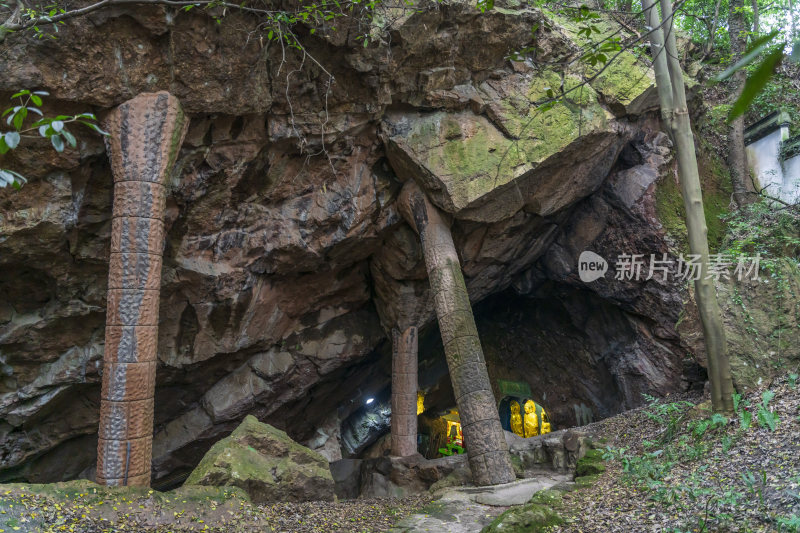 杭州西湖宝石山紫云洞洞窟