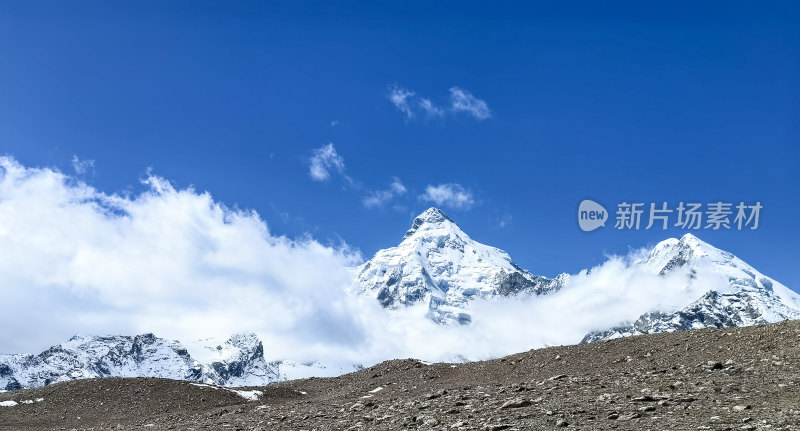 西藏喜马拉雅山脉雪山