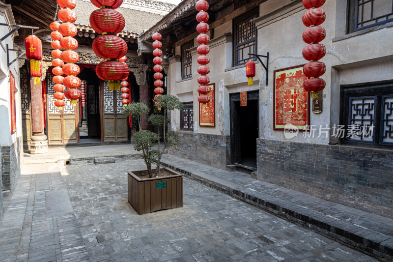 山西万荣李家大院