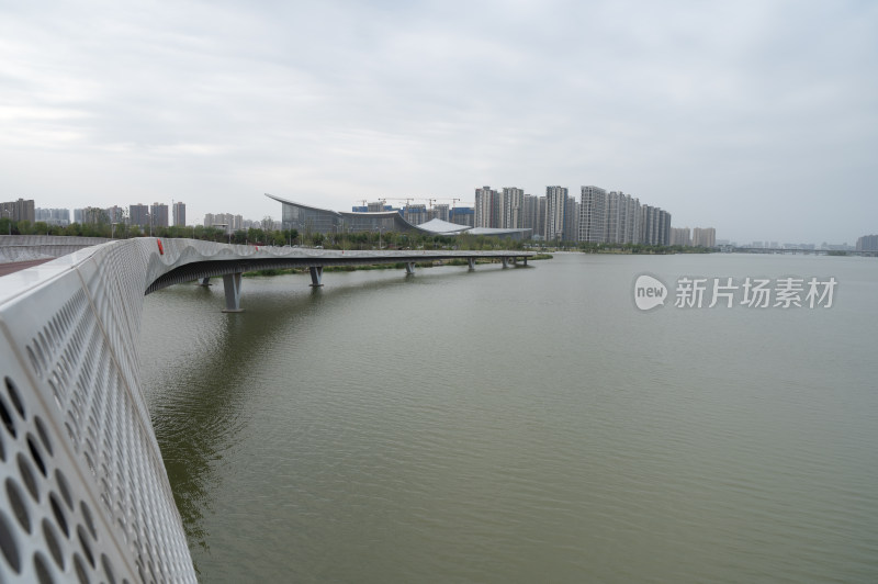 西安港务区奥体中心灞河城市生态湿地