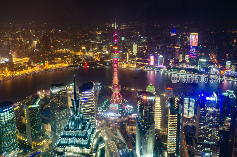 上海浦东新区陆家嘴城市天际线夜景航拍景观