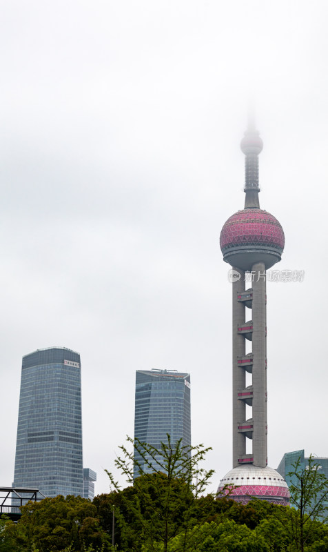 上海北外滩航拍视角下的陆家嘴黄浦江