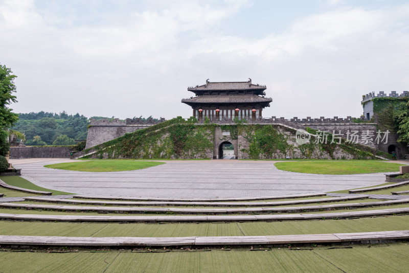 江苏扬州市宋夹城景区考古遗址公园城墙