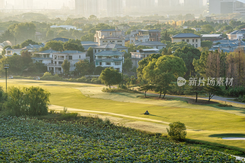 武汉城市里的金银湖国际高尔夫球场