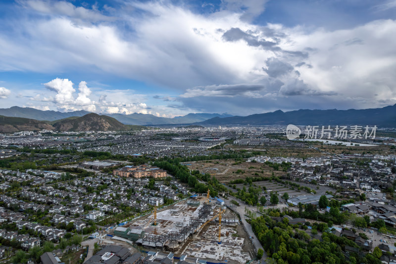 云南丽江古城傈僳族建筑群高空航拍