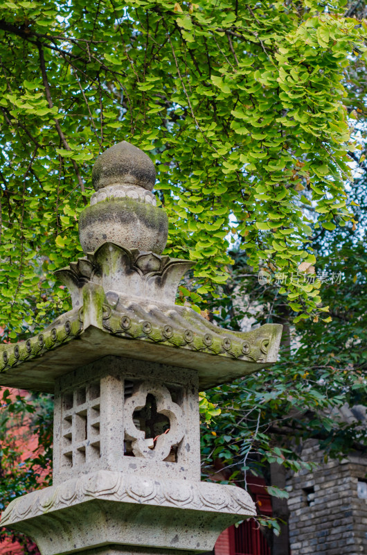 河南洛阳白马寺的石灯塔