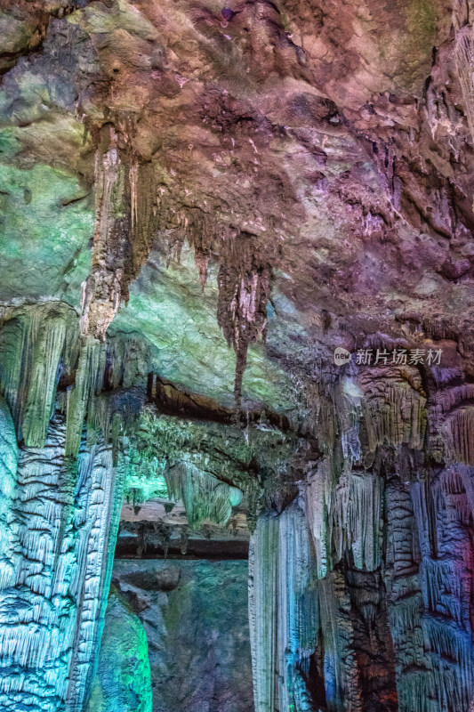 桂林银子岩溶洞景观