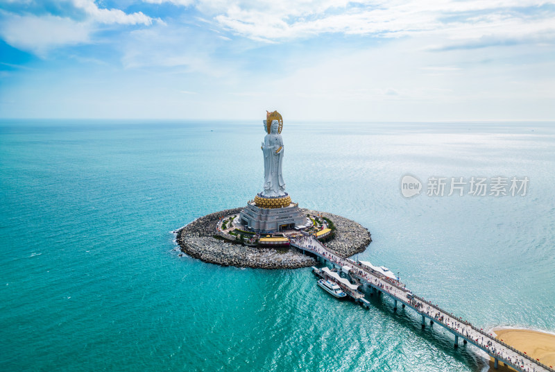 海南三亚南山寺高视角航拍海上观音雕像