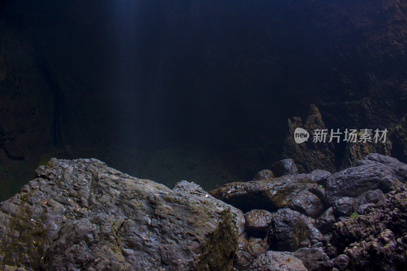 喀斯特溶洞天坑洞穴风景背景自然户外