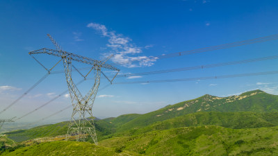 天空大山电力电塔电业输变电线路