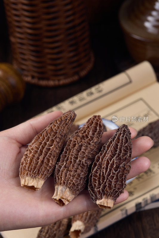 羊肚菌干 野生菌 干羊肚菌 干货 松茸菌