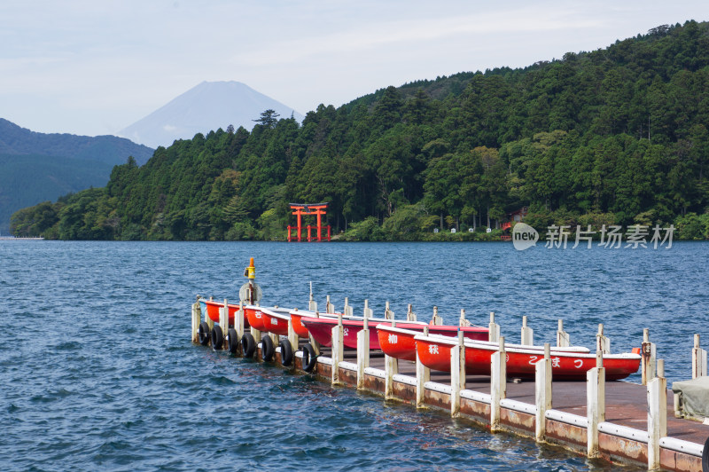 日本箱根芦之湖风光