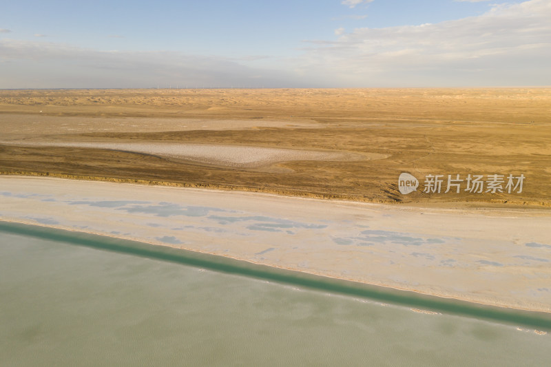 航拍青海东台吉乃尔湖风景