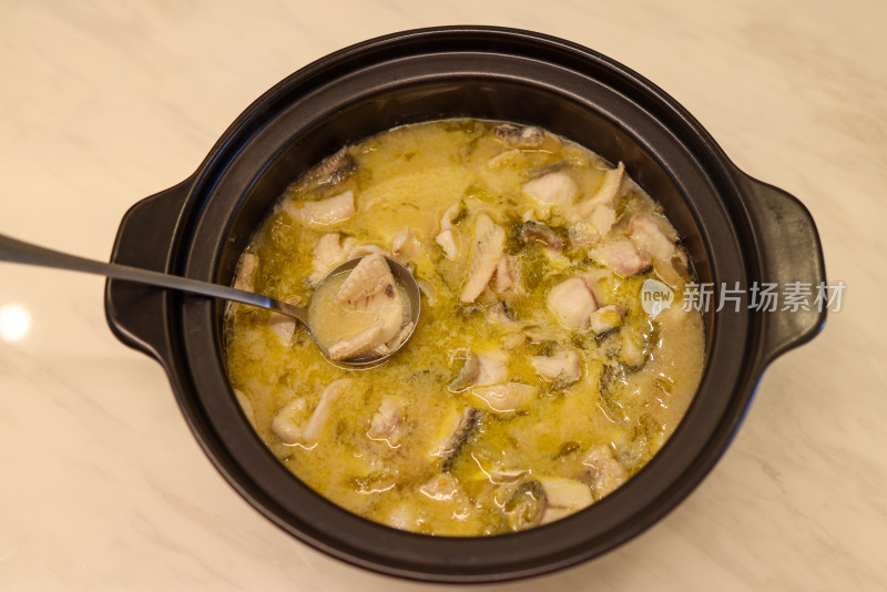 中国菜：自制酸菜鱼