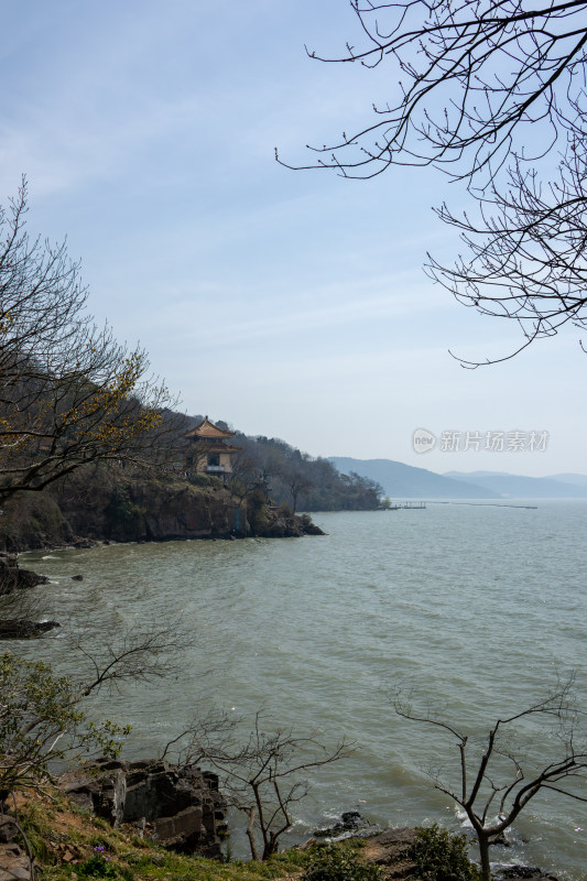 无锡太湖鼋头渚景区早春太湖湖岸风光