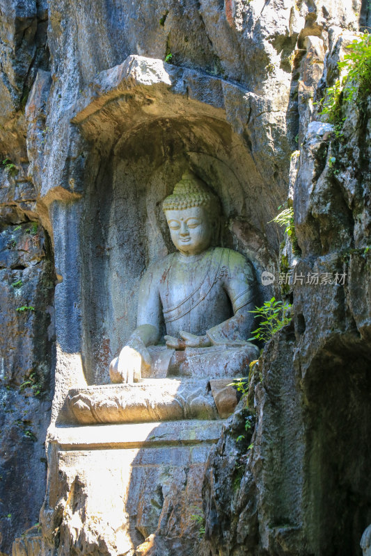 杭州灵隐寺飞来峰景区石刻造像