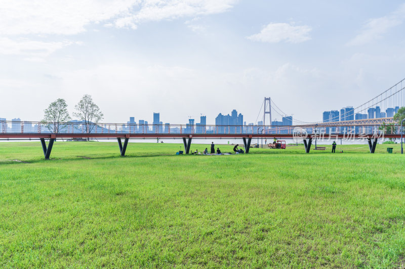 武汉洪山江滩公园风景