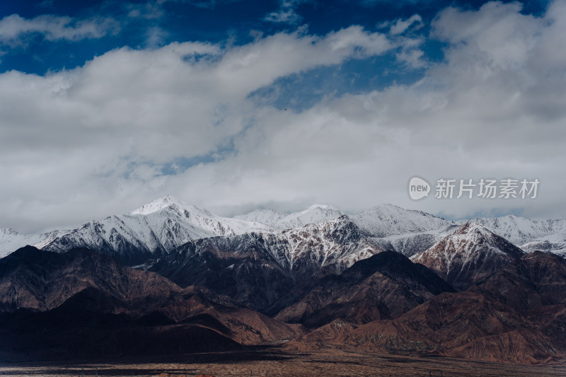 青海雪山