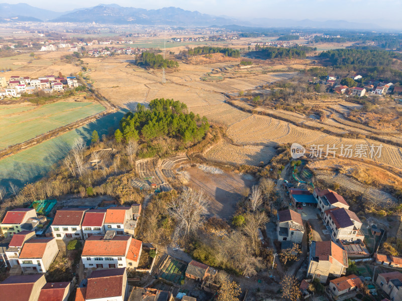 乡村田野航拍全景