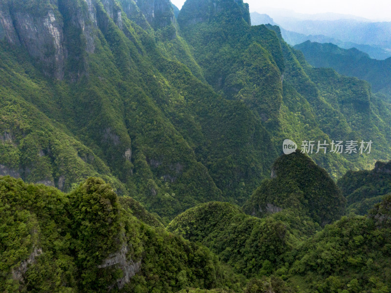 湖南张家界奇特山川航拍摄影图