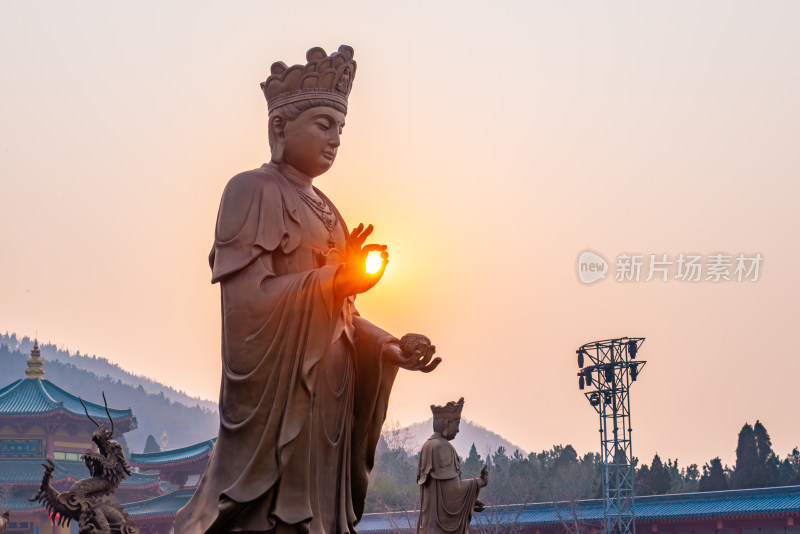 烟台南山大佛景区