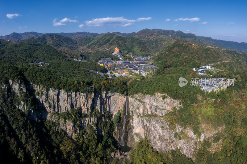 宁波奉化雪窦山雪窦寺弥勒大佛千丈岩