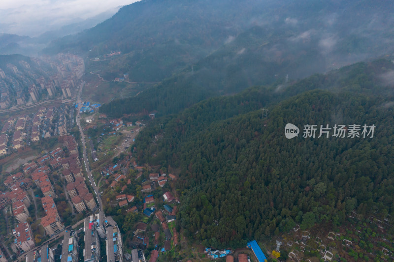 高山云海日出迷雾航拍摄影图