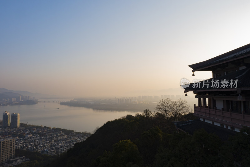 杭州富阳富春阁城市风光航拍