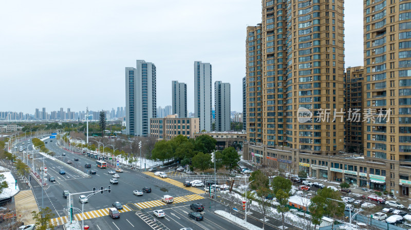 武汉东西湖区金山大道下雪雪景