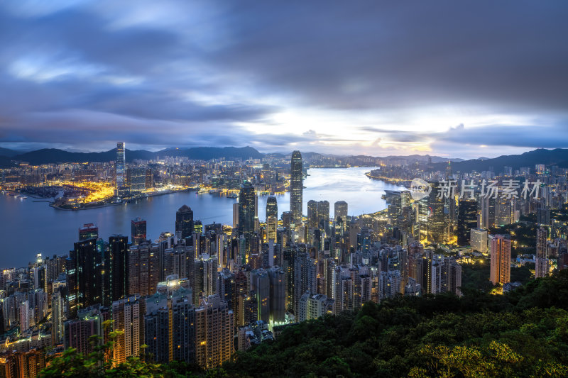 香港维多利亚港CBD中环夜景繁华都市