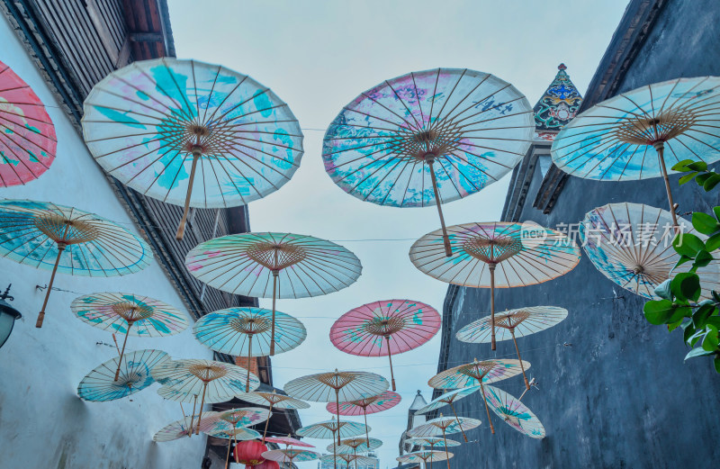 福州三坊七巷古街道旅游景区传统油纸伞