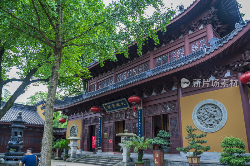 杭州飞来峰永福寺古建筑风光