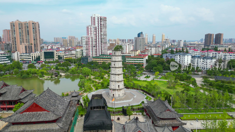 航拍湖北黄冈安国寺景区