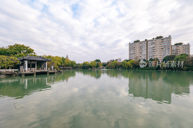 浙江嘉兴梅湾老街湖滨建筑景观