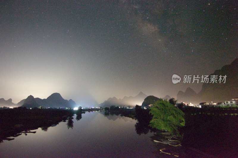 中国广西桂林山水星空银河