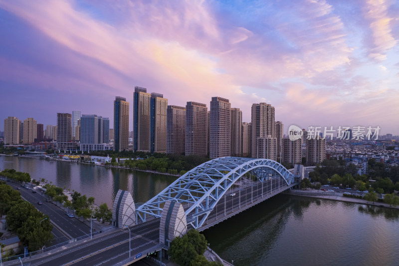 天津海河风景线国泰桥城市建筑日落夜景航拍