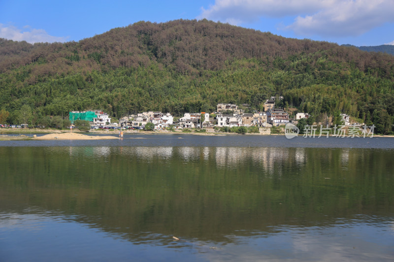 秀丽安徽黄山奇墅湖唯美湖景