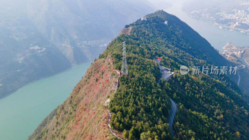 长江三峡巫峡红叶