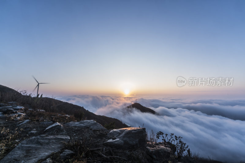 云海之上的日出美景