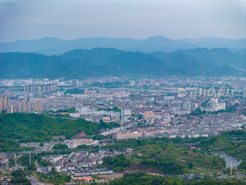 航拍浙江省台州市天台县城市风光