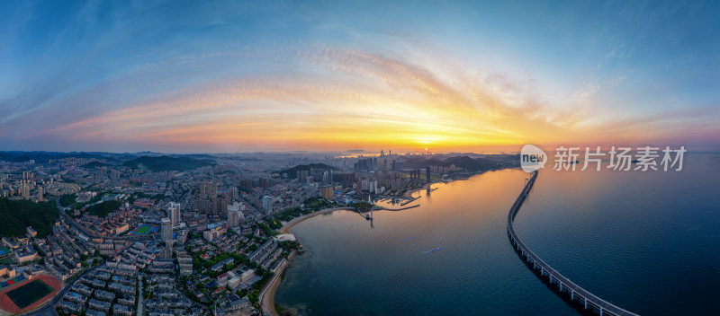 航拍大连城市日出全景