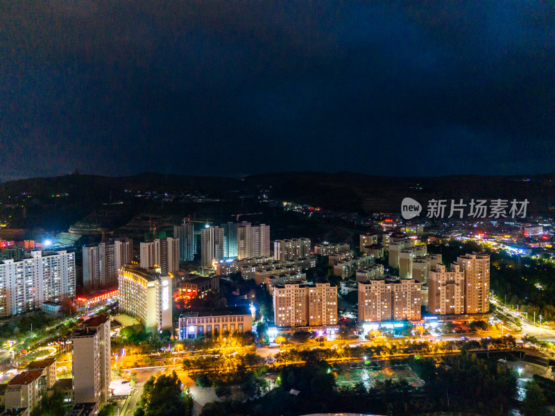 甘肃定西城市夜景航拍图