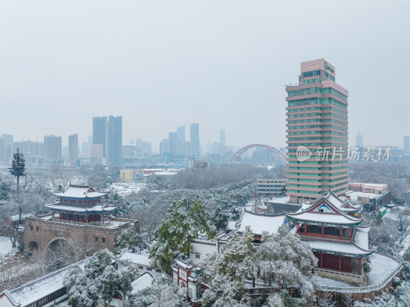 武汉晴川阁公园雪景风光