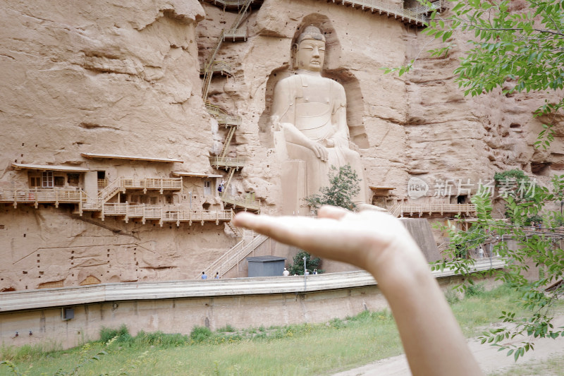 炳灵寺石雕佛像