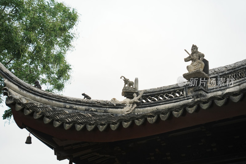 苏州定慧寺古建筑屋檐细节