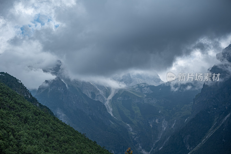 玉龙雪山