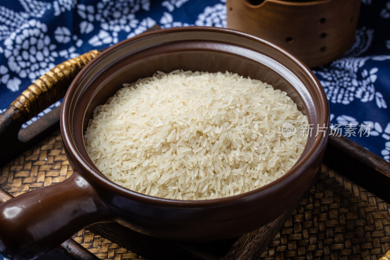 煲仔饭用的米粒食材