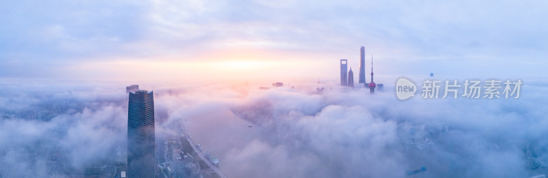 上海陆家嘴平流雾日出航拍全景