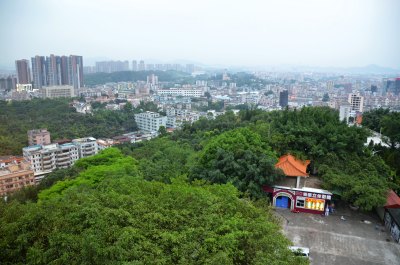 广东东莞：塘厦镇城市风光