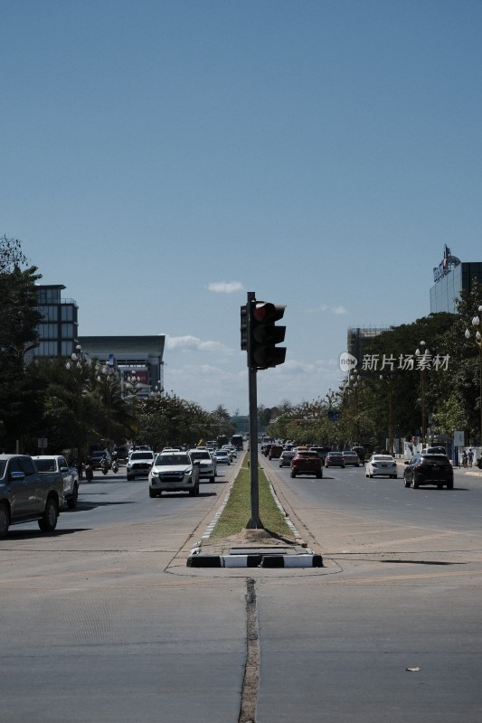 老挝万象城市街道交通场景